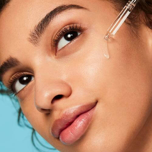 Prepping Skin With Face Serum
