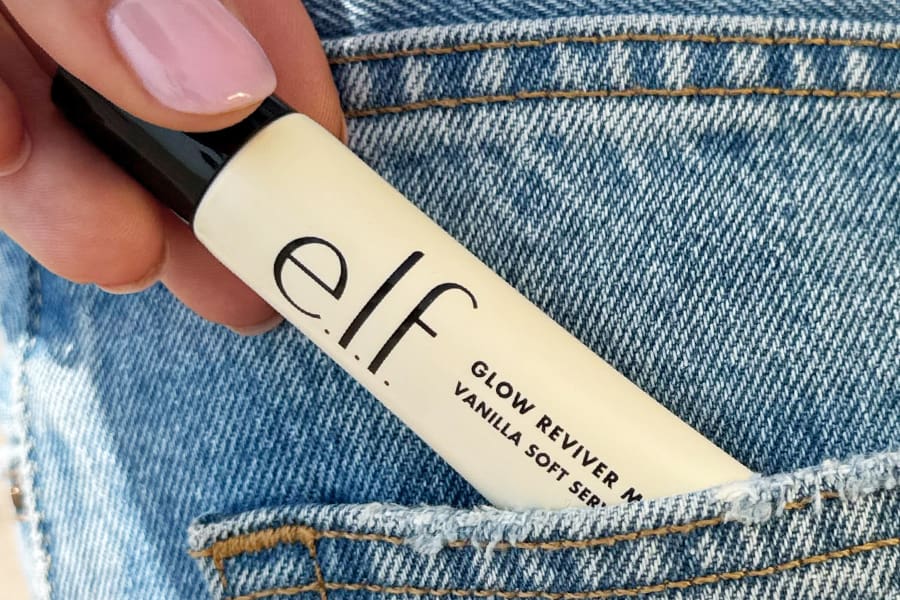 e.l.f. Glow Reviver Melting Lip Balm, Vanilla Soft Serve shade