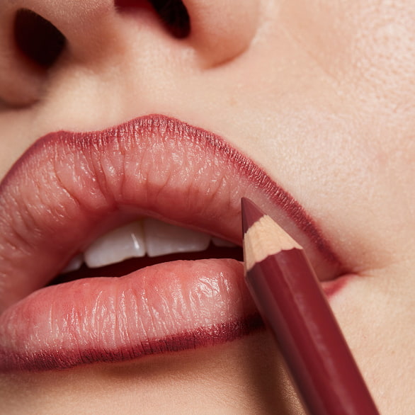 Charlee in Cream Glide Lip Liner: That Merlot Tho